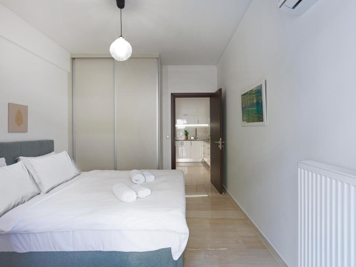 Newly Renovated Apartment In The Heart Of Афины Экстерьер фото